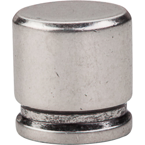 Oval Knob Medium 1 1/8in.